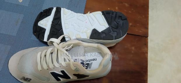 White Heels and Sport Shoes - thumbnail 6