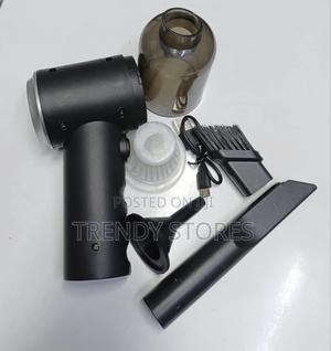 Vacuum  Cleaner - thumbnail 2