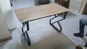 Maximum Impact Modern Desk