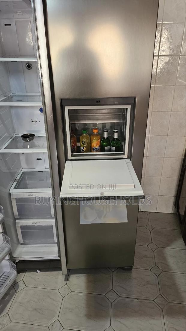 Samsung 560l Side by Side Fridge With Dispenser - thumbnail 7