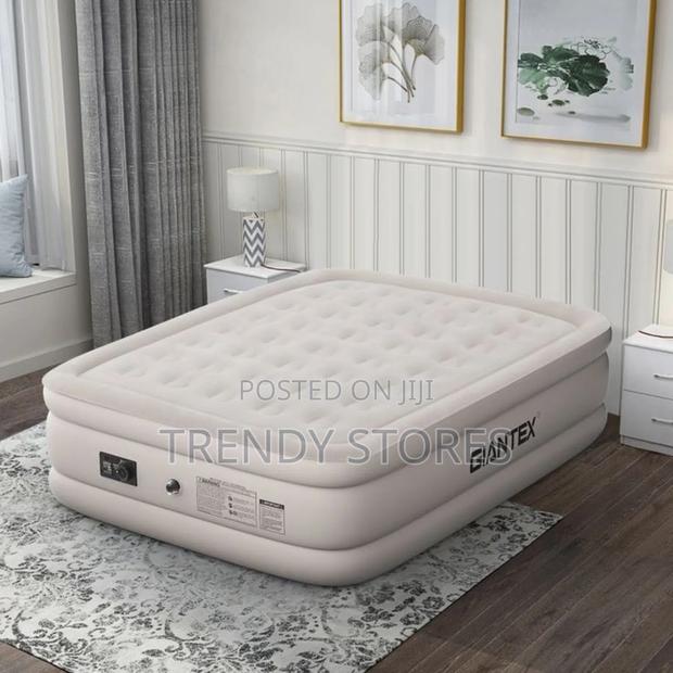Inflatable Air Bed - main view