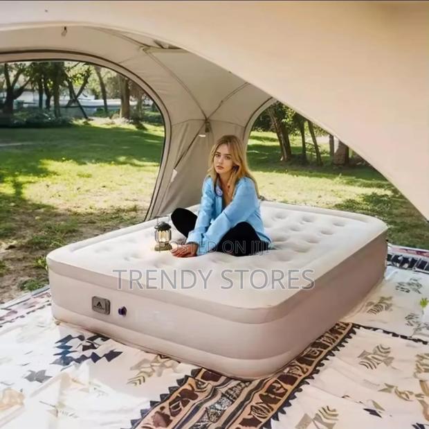 Inflatable Air Bed - main view