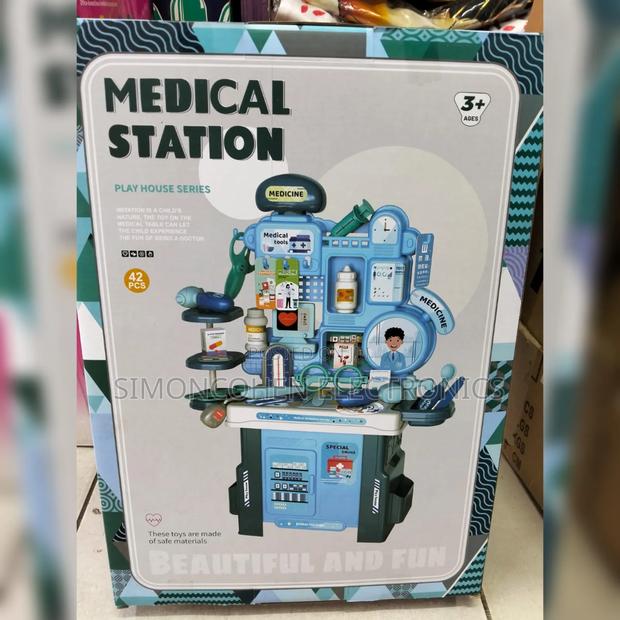 42pcs Kids Medical Station
