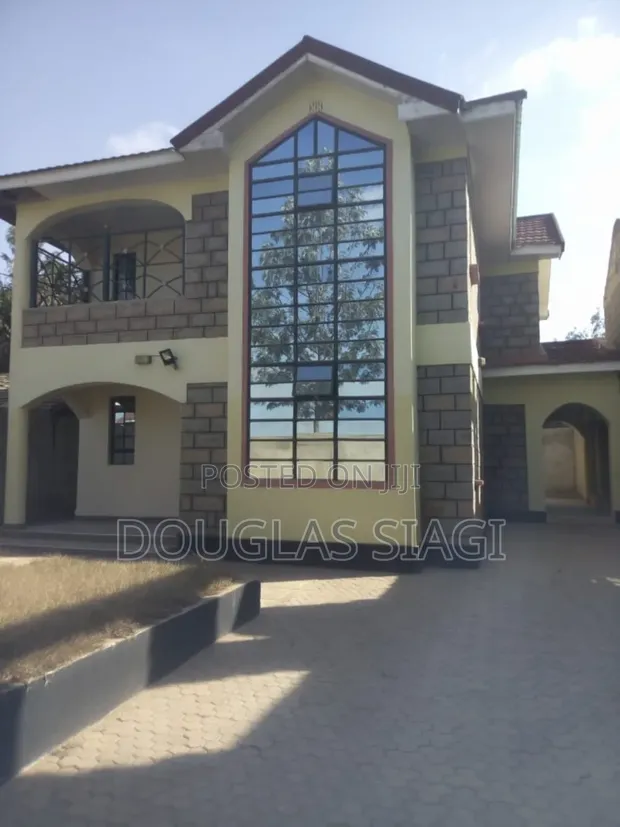4bdrm Maisonette in Sabakia, Mombasa Road for sale