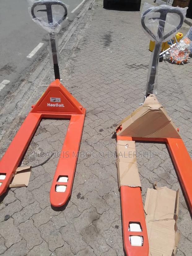 Hand Mannua Pallet Trucks 3000kg - thumbnail 2