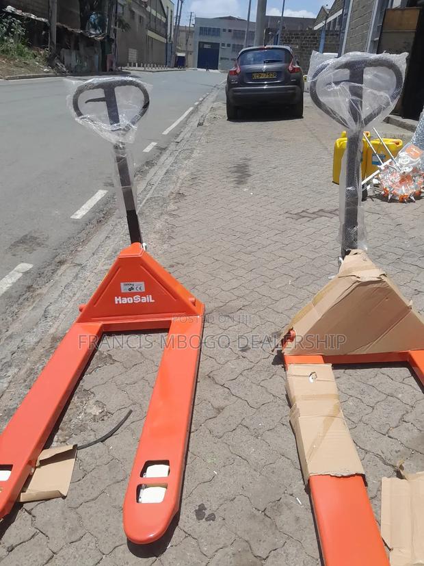 Hand Mannua Pallet Trucks 3000kg - thumbnail 3