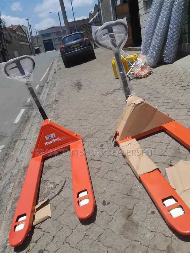 Manual Pallet Jack 3tones - main view