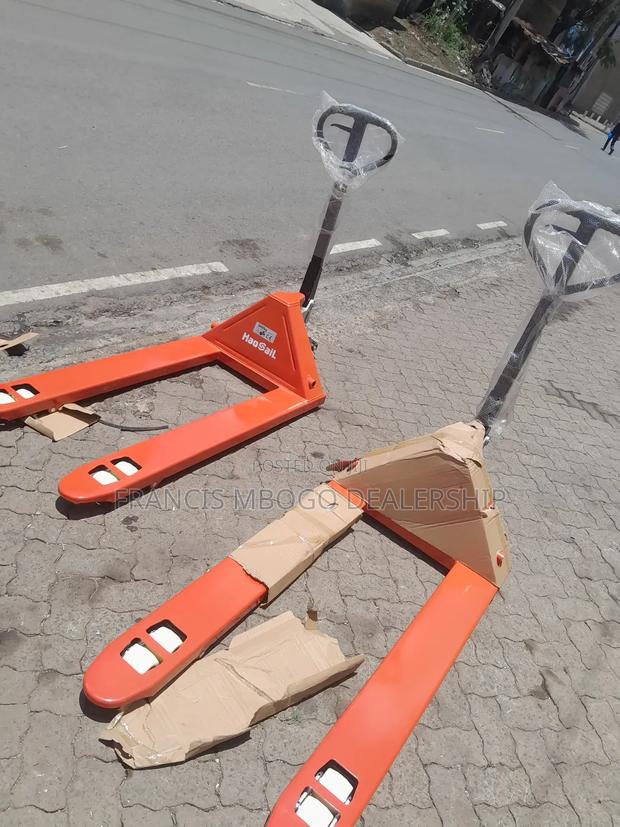 Hydraulic 3tone Pallet Mover - thumbnail 2