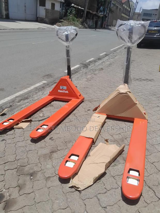 Heavy Duty 3000kg Pallet Mover - thumbnail 2