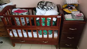 Luxurious Supreme Baby Crib With Drawers