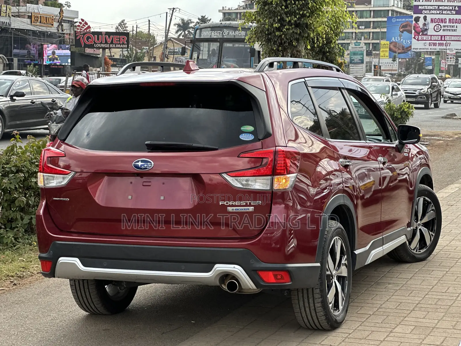 Subaru Forester Premium AWD 2019 Red