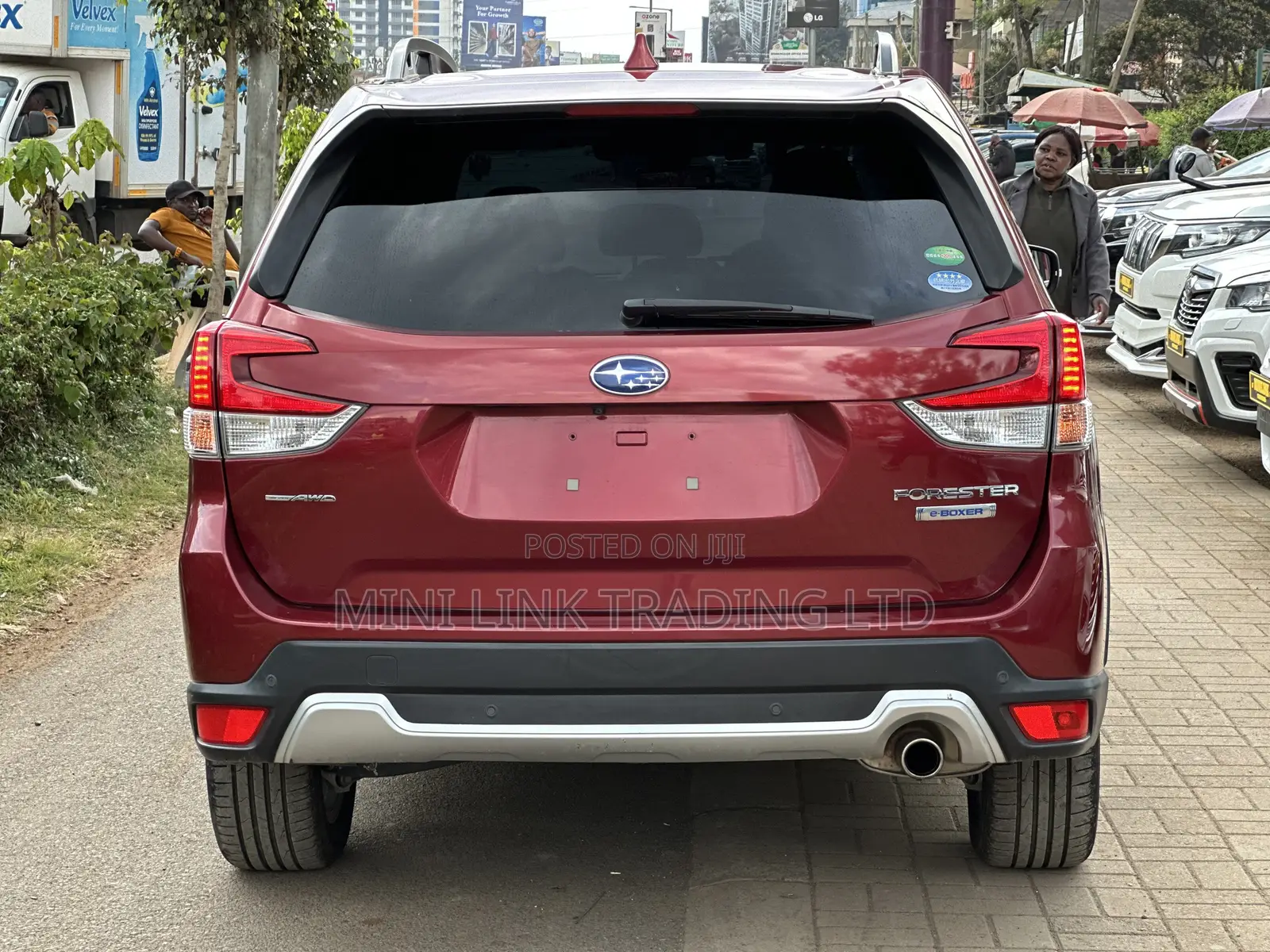 Subaru Forester Premium AWD 2019 Red