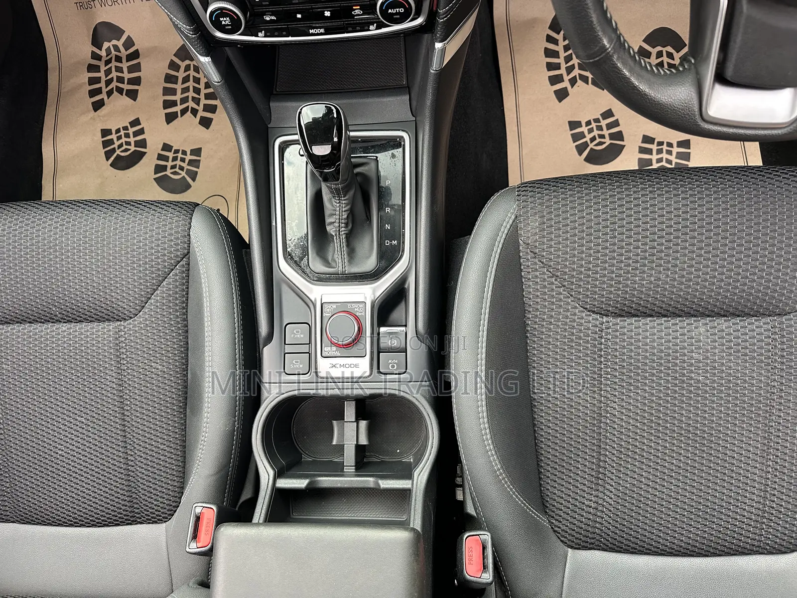 Subaru Forester Premium AWD 2019 Red