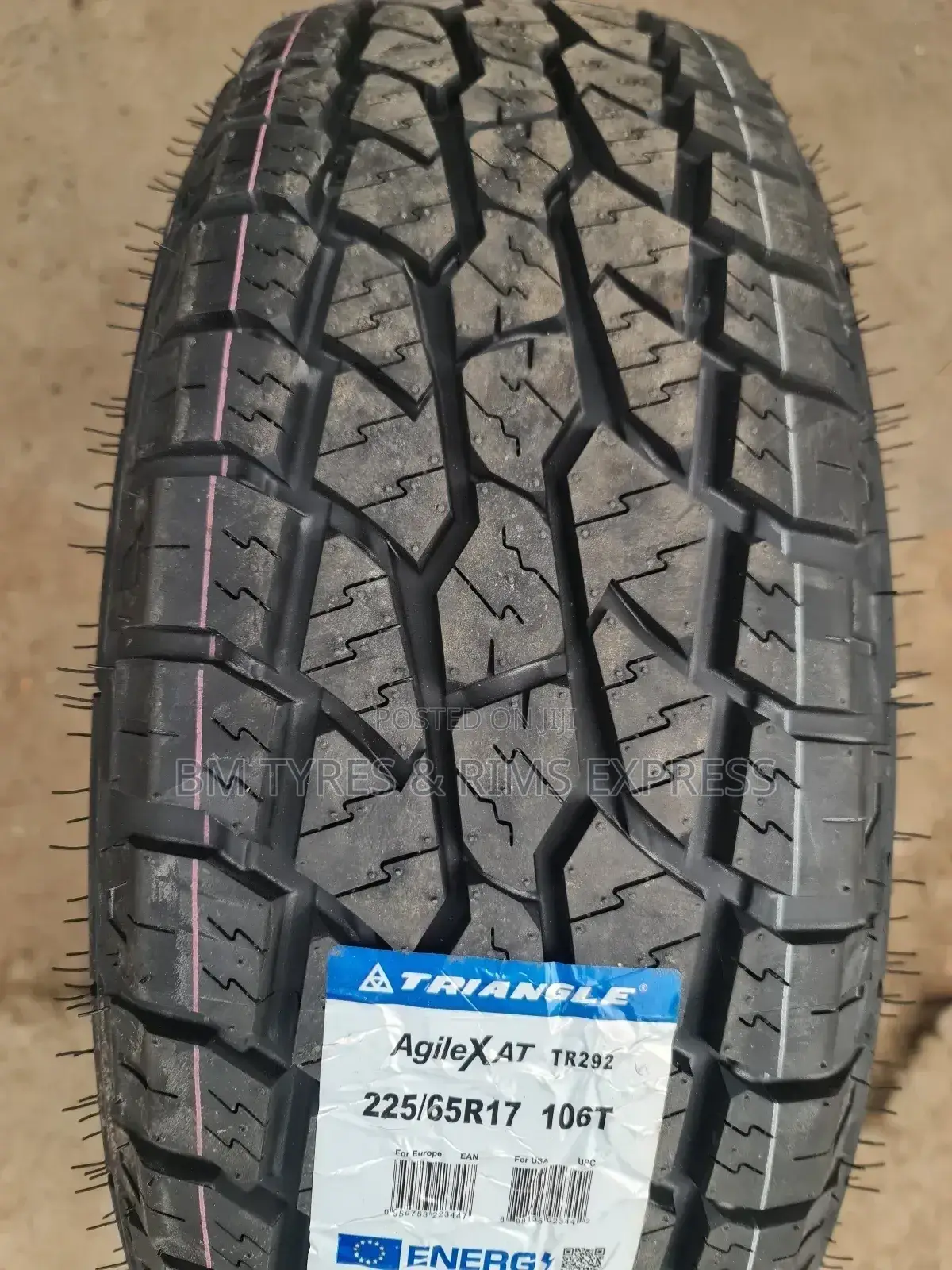 225 /65 R17 Triangle Tyres (All Terrrain) Agile X)
