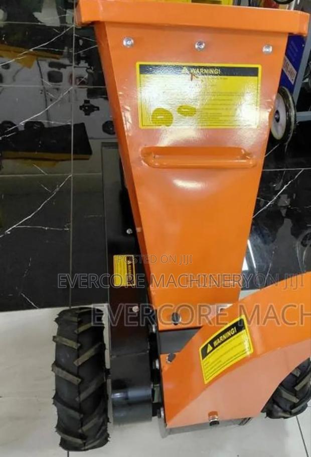 Heavy Duty Mini Woodchipper/Woodchipping Machine. - thumbnail 3