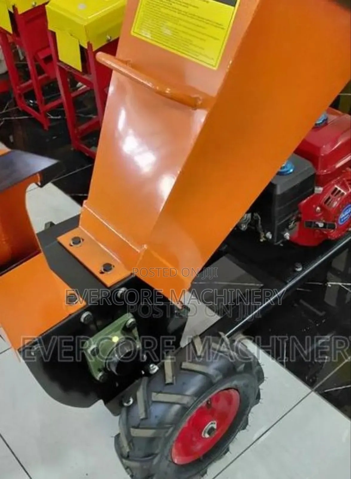 Heavy Duty Mini Woodchipper/Woodchipping Machine.