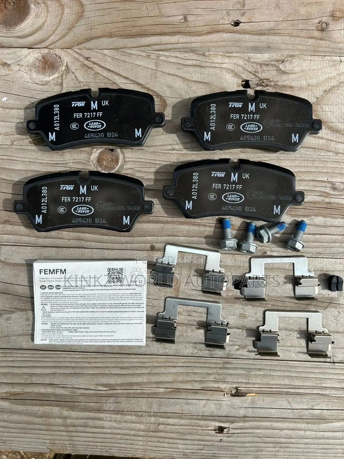 Range Rover Rear Brake Pads Range New Defender Sport Lr162047