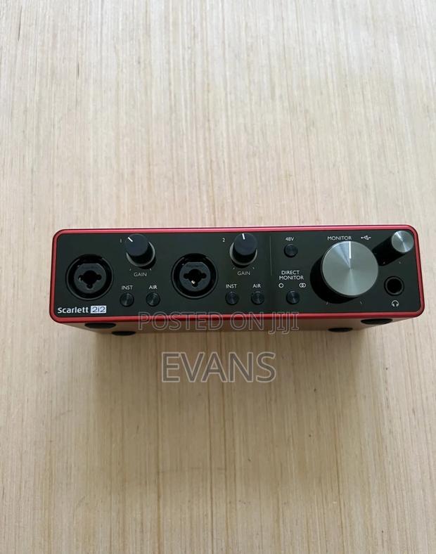 Focusrite Scarlett 2i2 3rd Generation - thumbnail 2