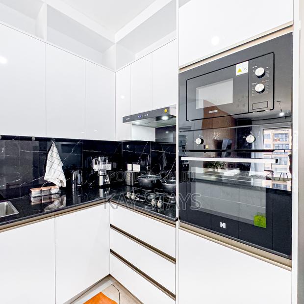 Modern Spacious Furnished 1-Bedroom Apartment in Lavington, Nairobi - thumbnail 5