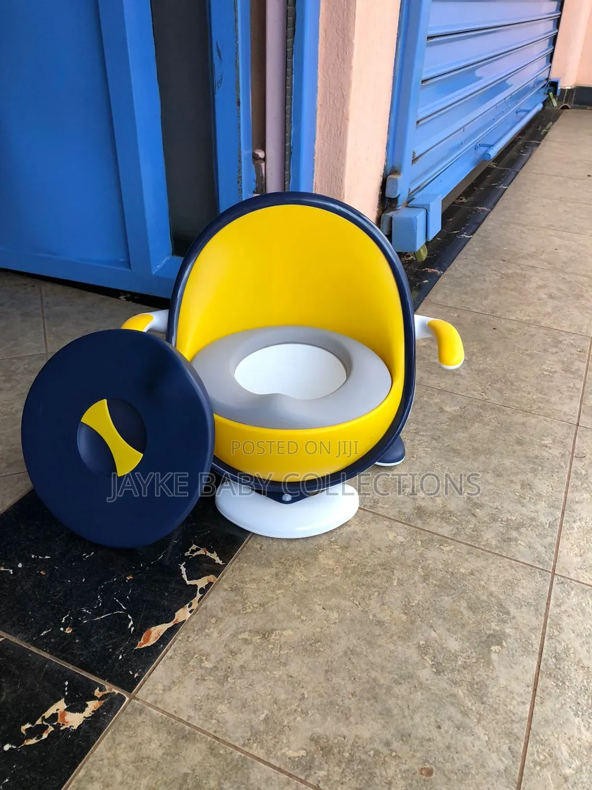 Kids Potty Training Toilet Seat With Soft Cushion