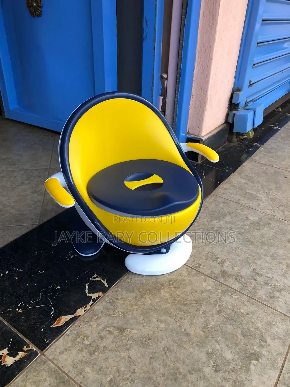 Kids Potty Training Toilet Seat With Soft Cushion