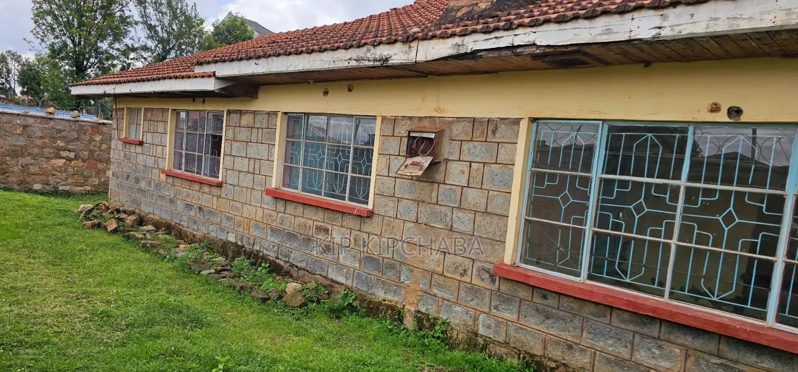 3bdrm Bungalow in Kapsoya for sale