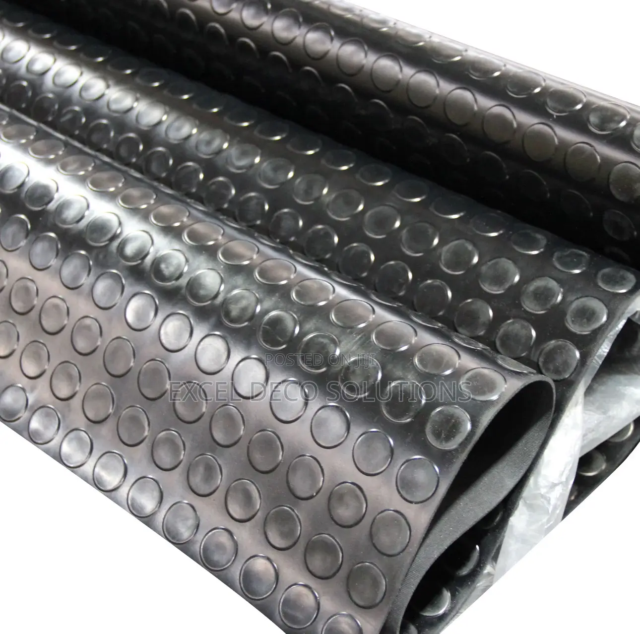 Strong Anti-Slip Coin Rubber Mat – Easy to Install and Clean