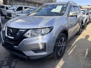 Nissan X-Trail 2.0 Petrol FWD 2019 Silver