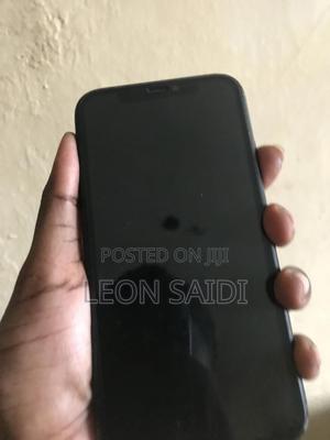 Apple iPhone XR 64 GB Black - thumbnail 2