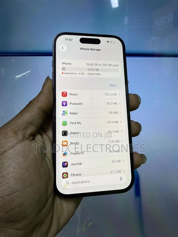 Apple iPhone 14 Pro 256 GB Purple - main view