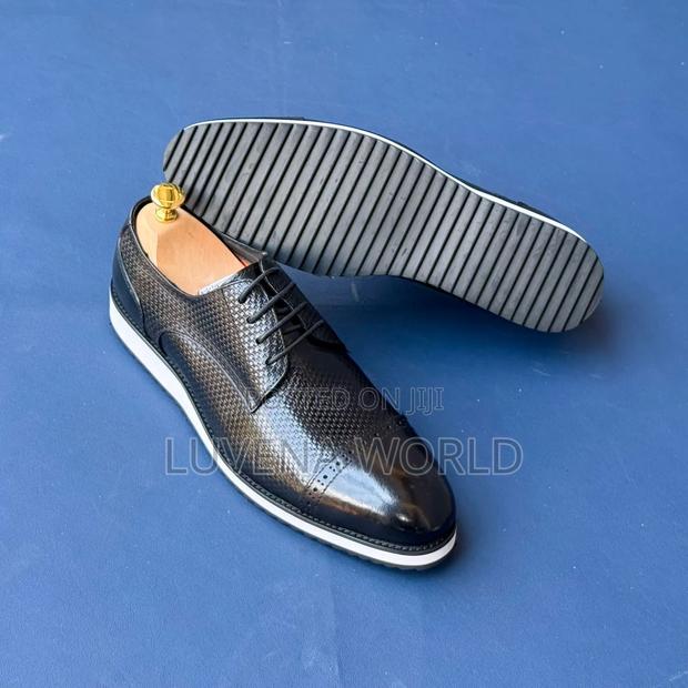 Laced Classy Casuals - thumbnail 2