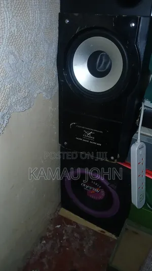 Ex Uk Lg Bass and Bass Boosters Speaker