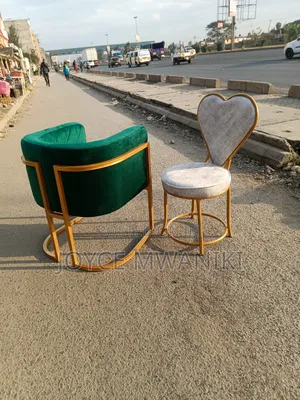2 Manicure Seats, for Technician and Client 
