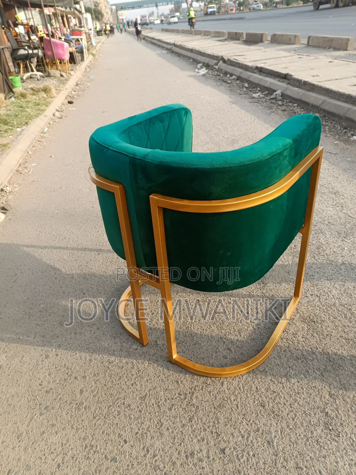 Green Manicure or Styling Chair, With Gold Colour Frame 