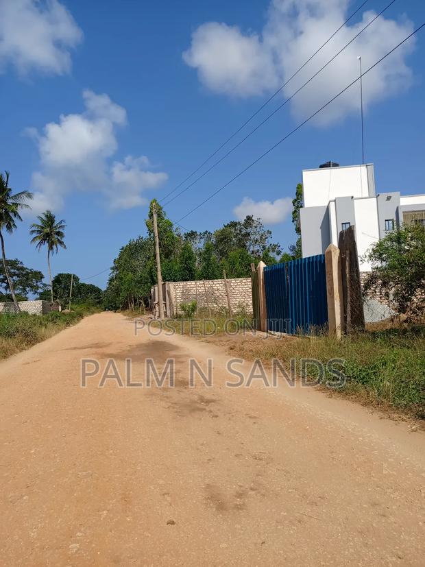 1/4 Acre on Sale in Diani - thumbnail 4