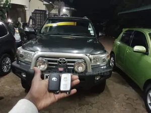 Toyota Land Cruiser Key Programming/All Keys Lost