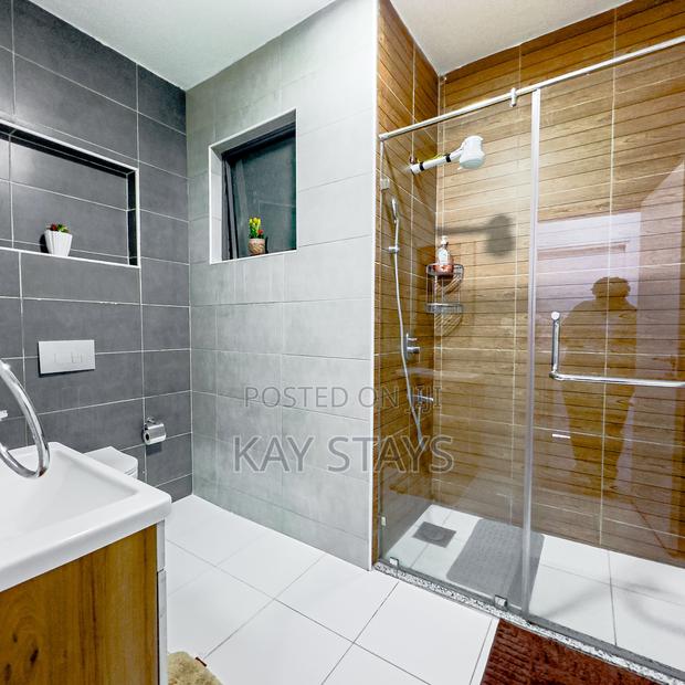 Modern Spacious Furnished 1-Bedroom Apartment in Lavington, Nairobi - thumbnail 18