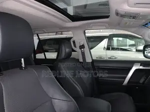 Toyota Land Cruiser Prado 2.8 2018 Matt Black