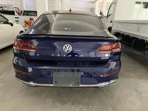 Volkswagen Arteon 2.0T SE R-Line w/20 AWD 4MOTION 2019 Blue