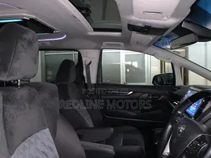 Toyota Alphard 2.5 Petrol AWD 2019 White