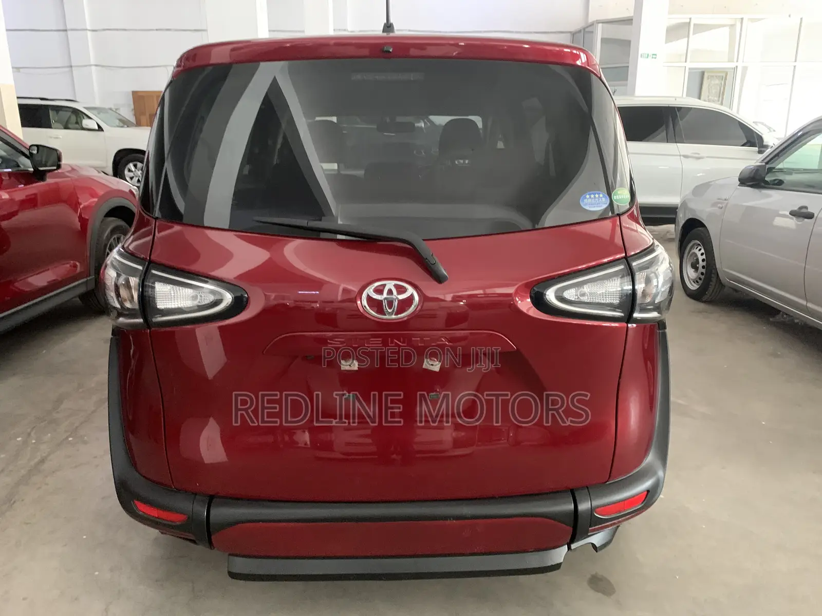 Toyota Sienta 1.5 FWD (6-seater) 2018 Maroon