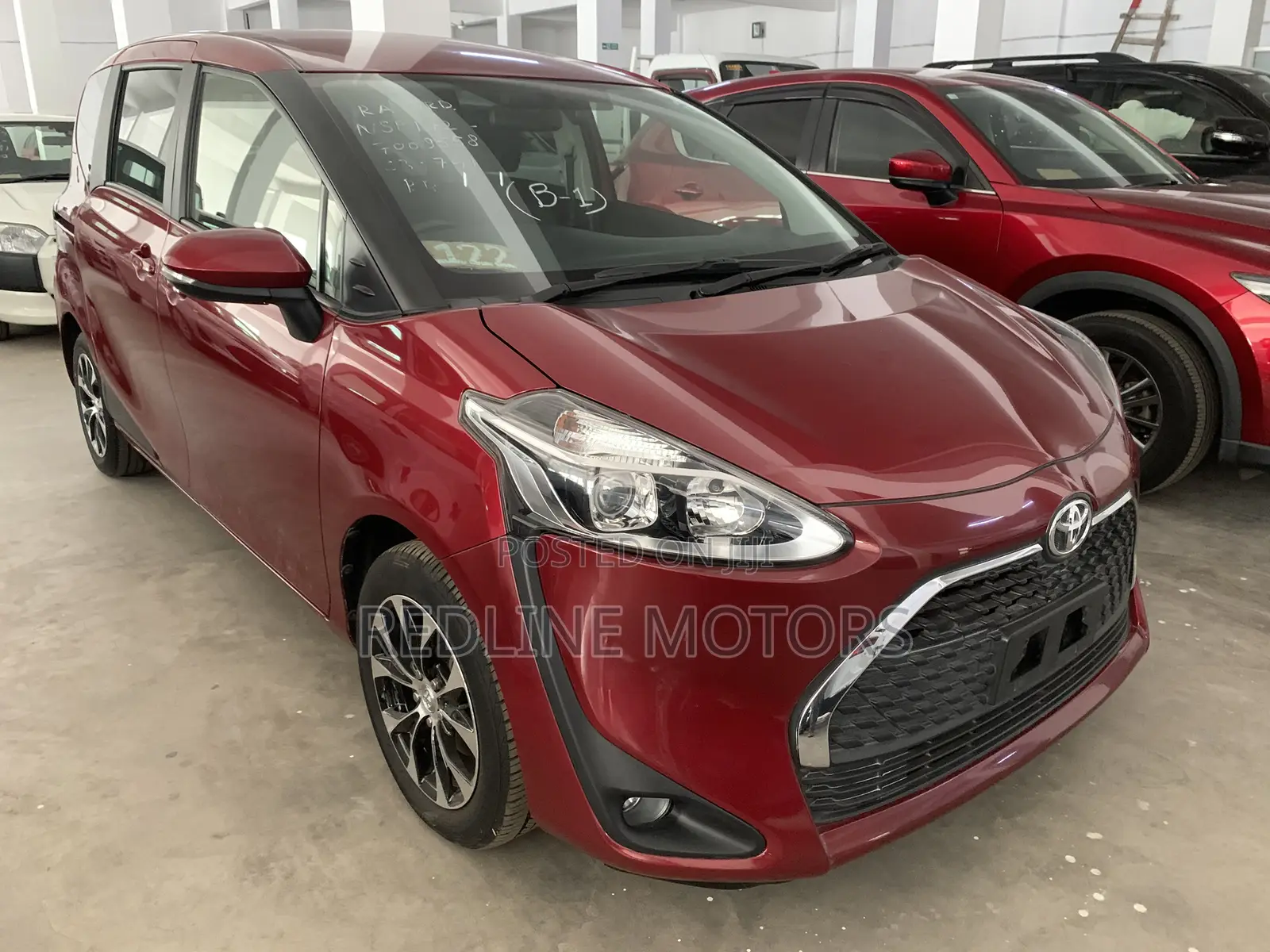 Toyota Sienta 1.5 FWD (6-seater) 2018 Maroon