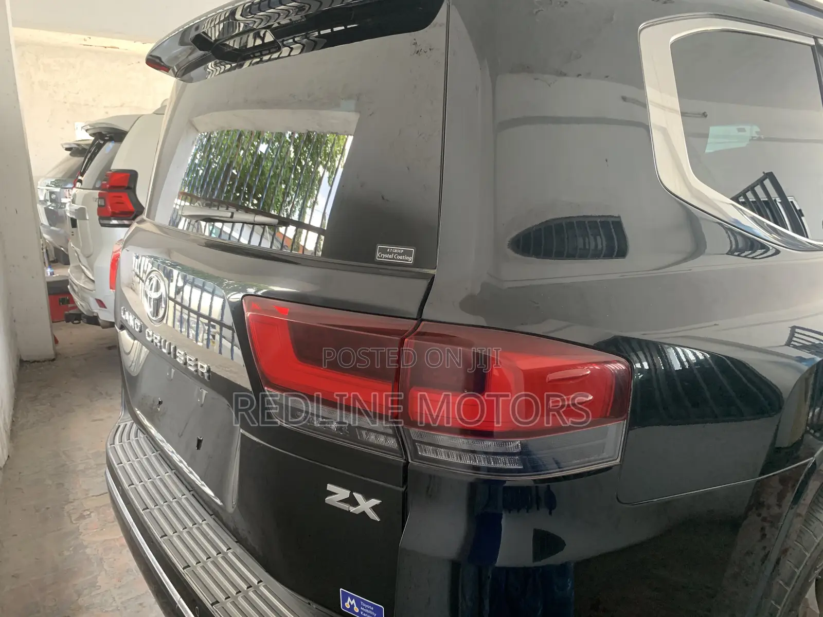 Toyota Land Cruiser LC300 2023 Black