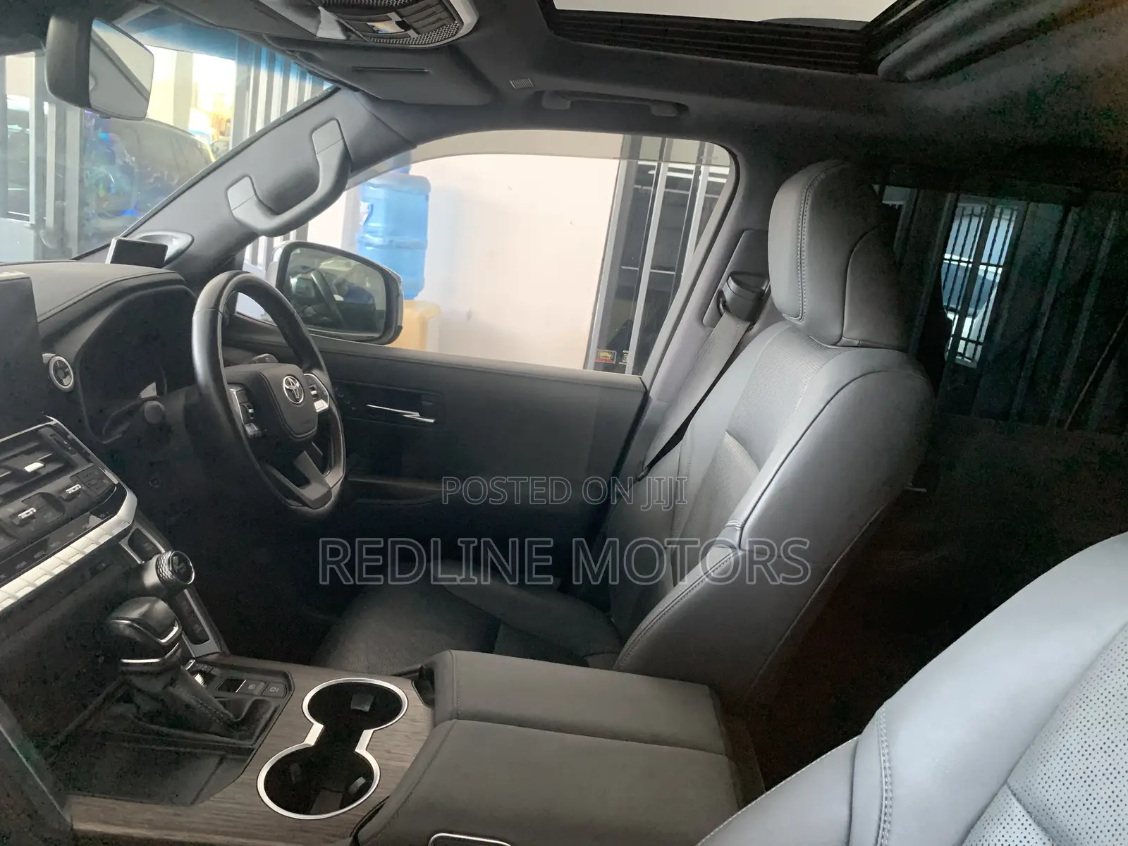 Toyota Land Cruiser LC300 2023 Black