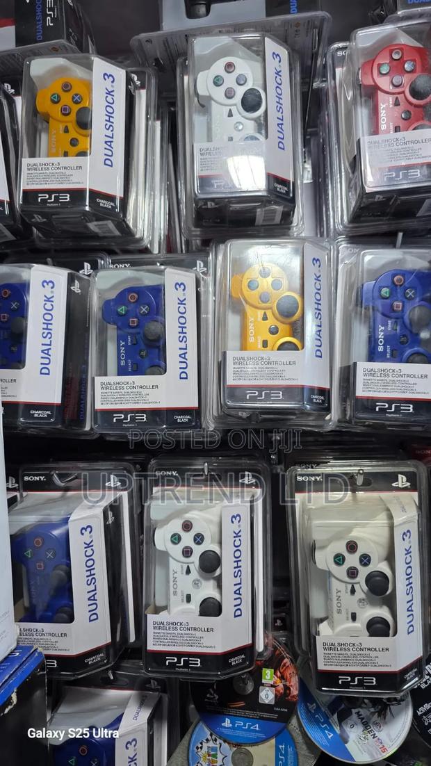 Multiple Colours Pads / Ps3 Controllers Colourd - main view