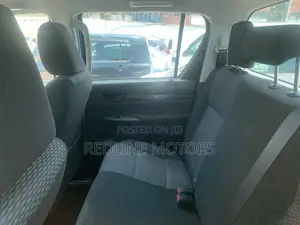 Toyota Hilux Revo Smart Cab Deisel 2.4 RWD 2018 Blue
