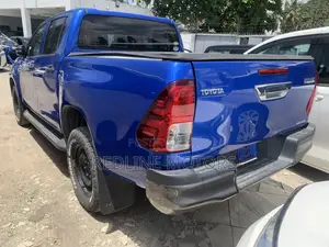 Toyota Hilux Revo Smart Cab Deisel 2.4 RWD 2018 Blue