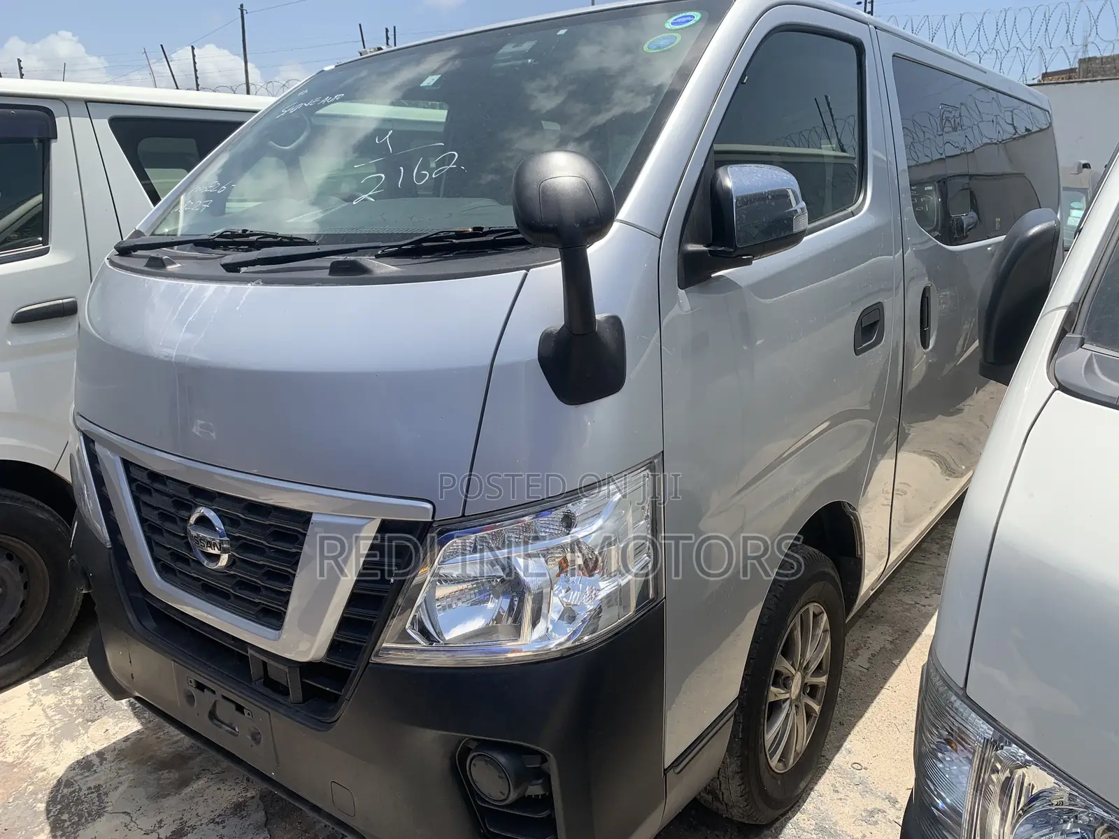 Nissan NV350 2018 Silver