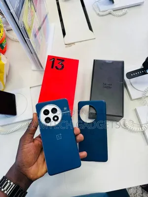 New OnePlus 13 512 GB Purple