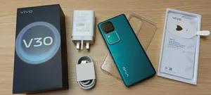 Vivo V30 5G 256 GB Green